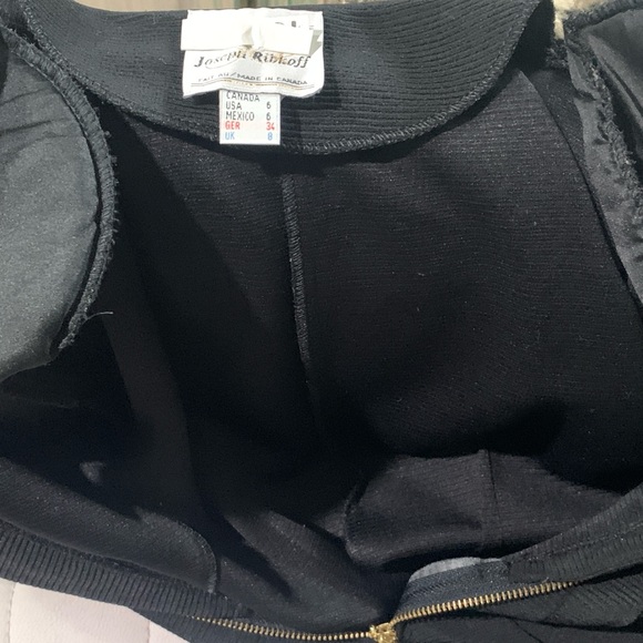 Feel like Cat Woman! Stretch knit catsuit with faux leopard fur-collar and cuffs - Picture 12 of 12